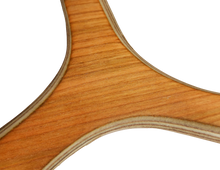 Lade das Bild in den Galerie-Viewer, Detailansicht des Dreiflüglers Wolkenwirbler