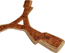 Lade das Bild in den Galerie-Viewer, Detailansicht der Maserung des Bumerangmodells Zeus