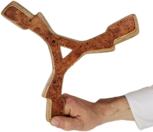 Lade das Bild in den Galerie-Viewer, Bumerang Zeus in Hand